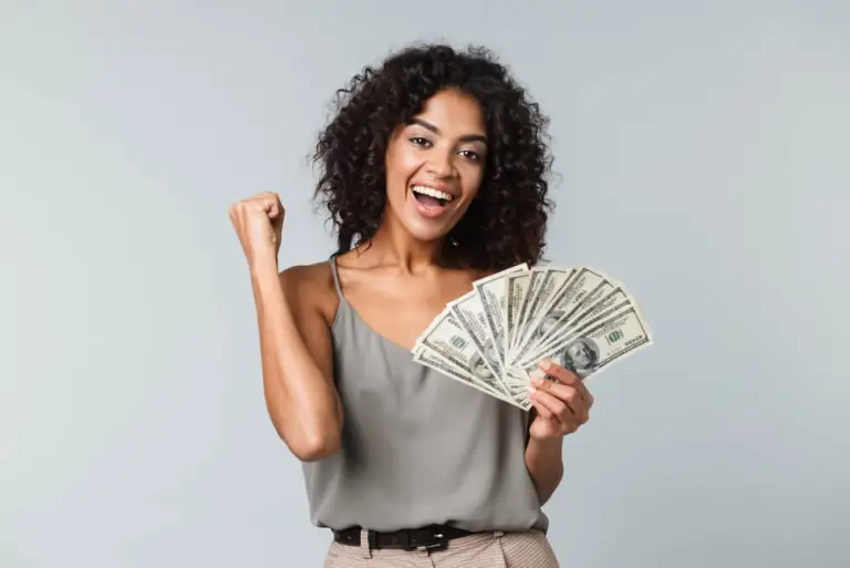 Women becoming-financially-independent-is-one-significant-factor-contributing-to-increasing-dicorce-rate-in-india